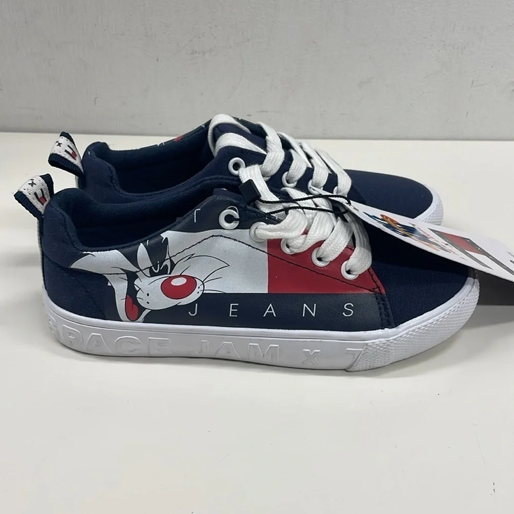 Tommy Hilfiger nwt tommy